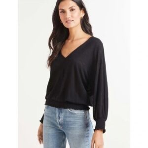 Evereve Layla Smocked Dolman Long Sleeve Black V-Neck Knit Top Size Medium